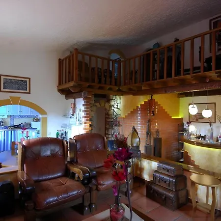 Quinta Forum アパート トーシャ